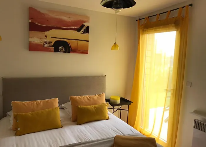 Holiday home La Maison D'olivier Honfleur